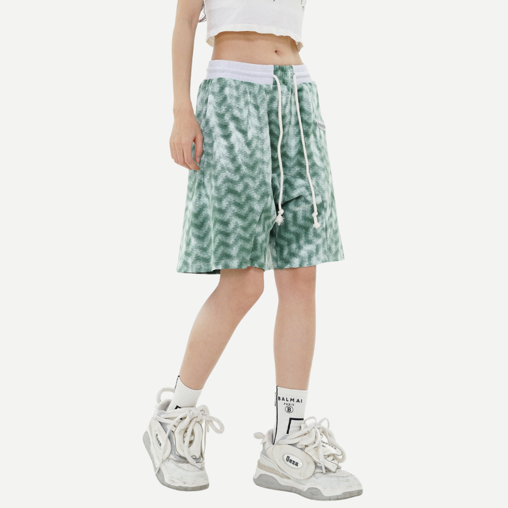 Fashionable Rhombus Corrugated Shorts