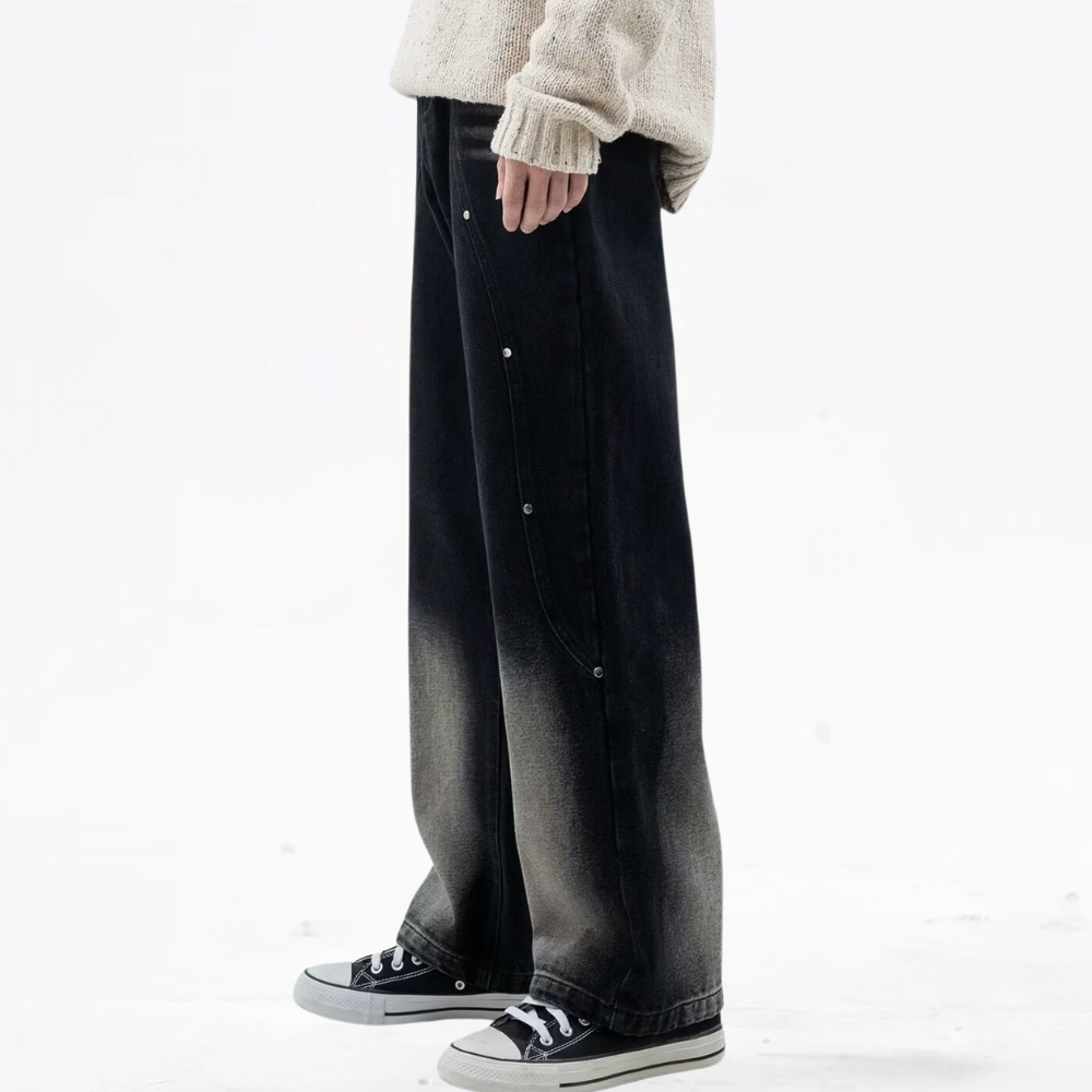 DF| Washed Rivet Letter Patch Jeans