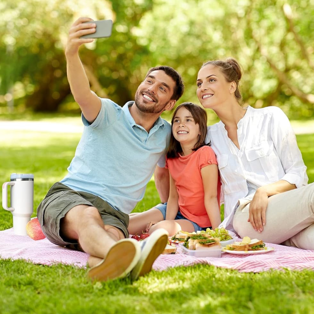 Tumbler With Handle 40 oz Travel Mug Straw Covers Cup with Lid Insulated Quencher Stainless Steel Water Iced Tea Coffee Gift